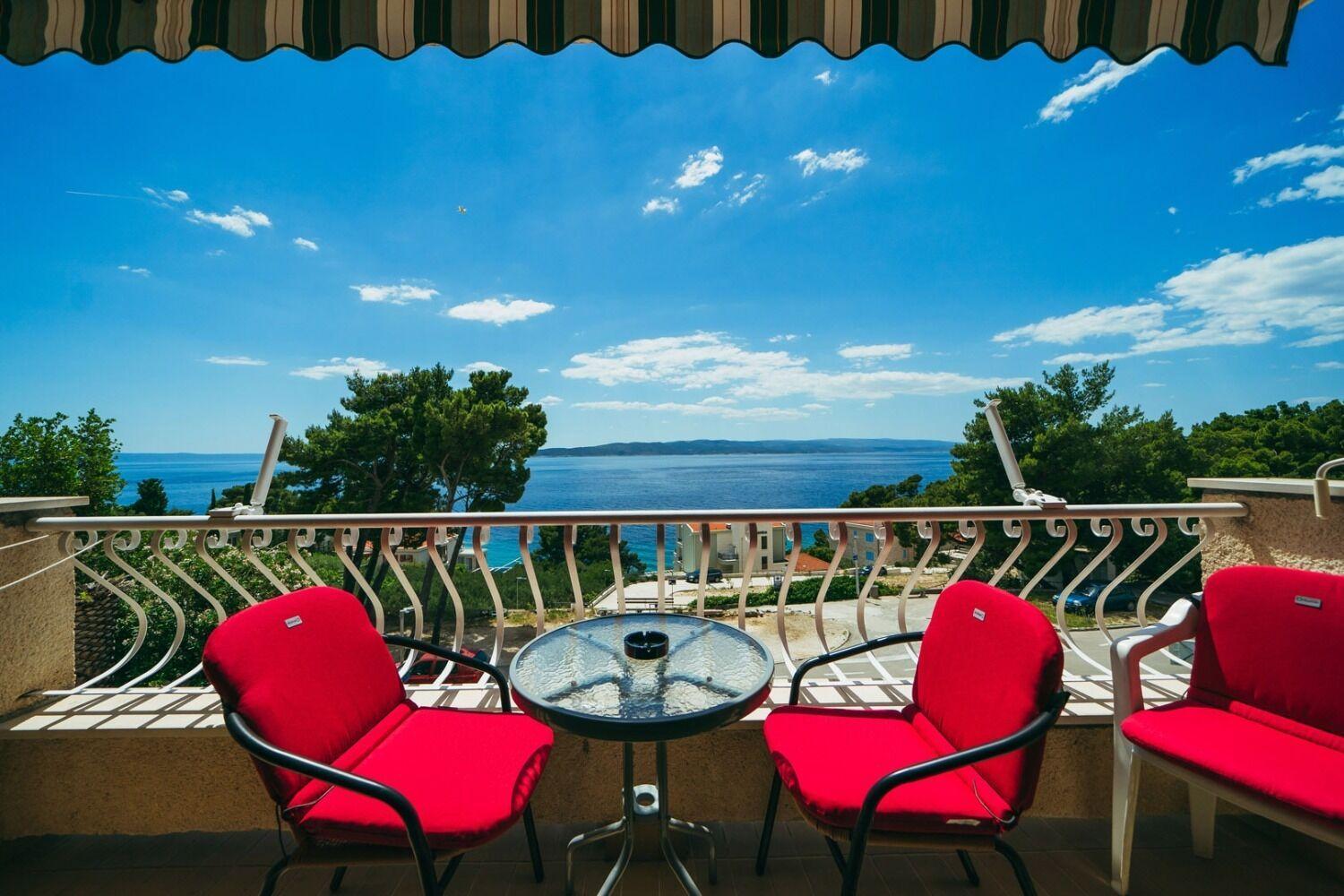 Apartments Lovre - Close To The Sea Brela Kültér fotó